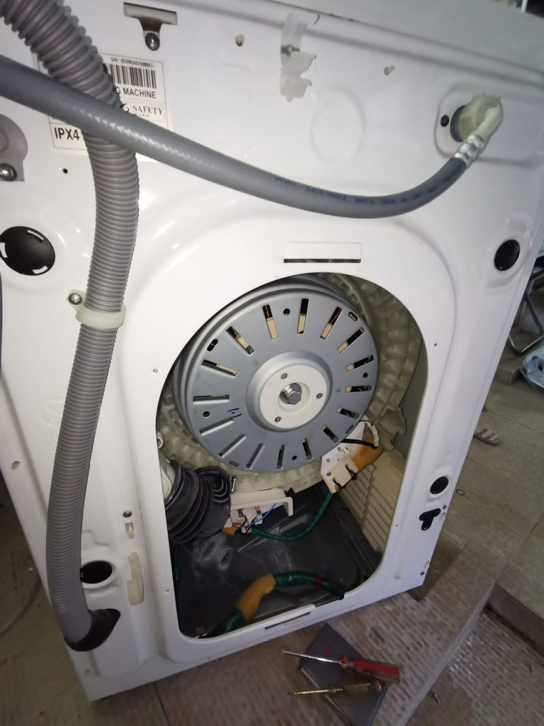 Washing Machine Checking For Motherboard Issue - Washing Machine Repair ...